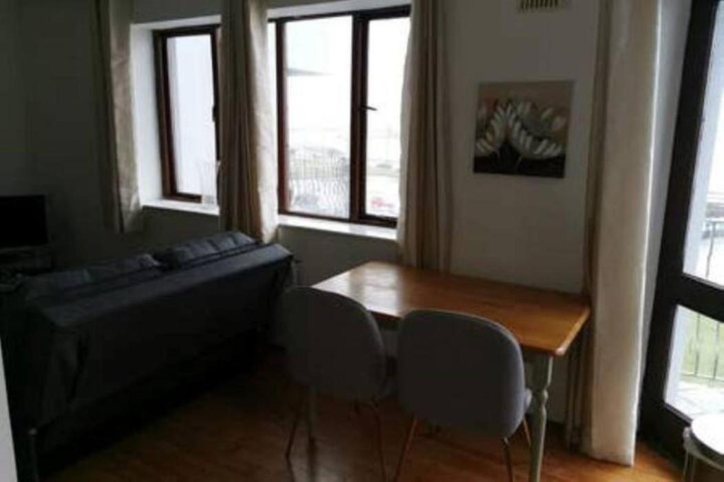 Loft With Views Διαμέρισμα Γκάλγουεϊ Εξωτερικό φωτογραφία